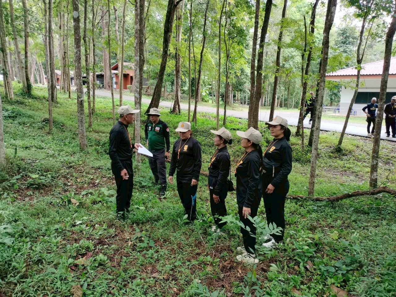 LINE_ALBUM_ทบทวน อปพร. 68_250813_396_397.jpg